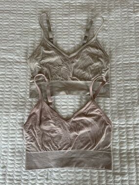 2 Spanx Laidback Layers Bralettes XL